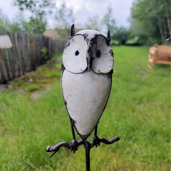 uil tuinprikker, recyclage metaal