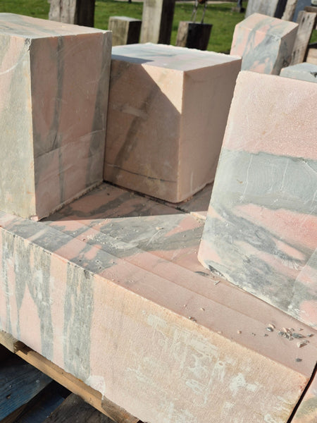 Roze marmer portugal, portugese stone, beeldhouwsteen, wereldbeeld steen, bick art, de beeldhouwwinkel, roze aurora marmer