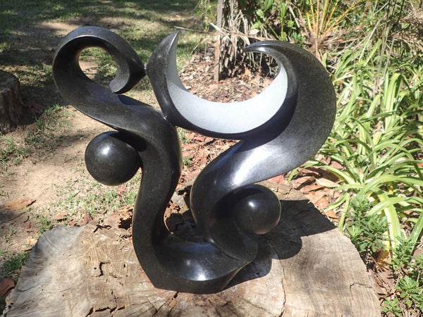 abstracte vormgeving beelden in steen