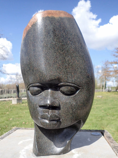 stone sculpture tengenenge wereldbeeld belgium