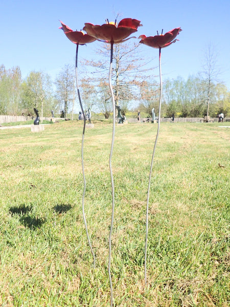 set van 3 rode bloemen in metaal, recyclage kunst