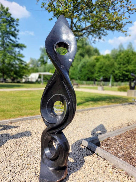 Tuinbeeld abstracte creatie