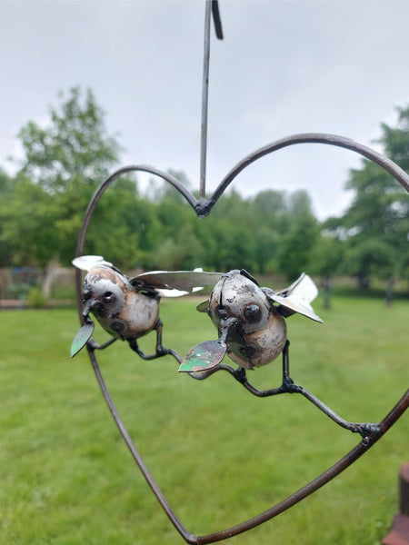 2 vogeltjes in hartframe, om omhoog te hangen, unieke decoratie, zimbabwe