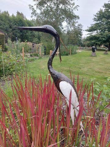 tuinbeeld witte reiger, vogel in metaal, birds of zimbabwe, handgemaakt, olievaten recyclage