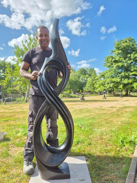 Julius Murenza stone sculptor Zimbabwe