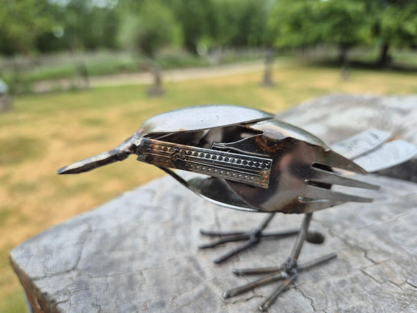 bestekvogel, klein vogeltje gemaakt van oa lepels en vorken, uniek design