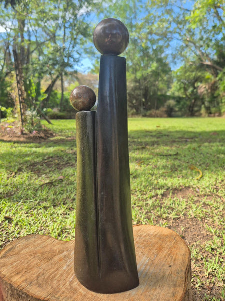 mother and child in stone, different types of stone, shona art zimbabwe