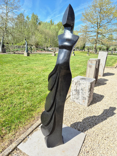 Stephen murenza, beeld in steen, stone sculpture, wereldbeeld hamme