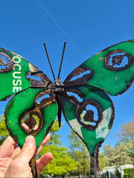 XL vlinder in metaal, muurbevestiging, unieke tuin of huisdecoratie, recycled metal butterfly