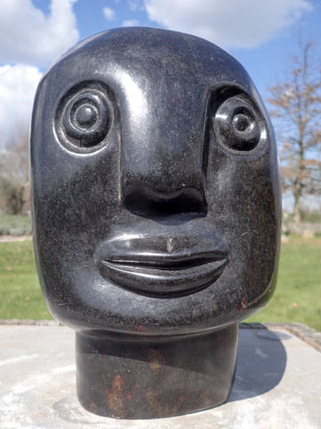 happy face, gezicht in steen, Tengenenge beelden, shonakunst Zimbabwe