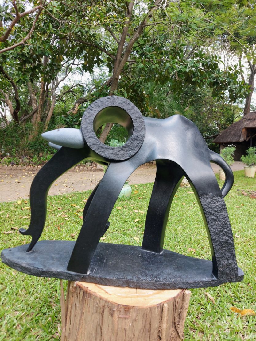 yard art elephant
