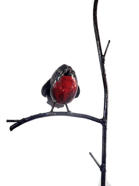 robin on branch, roodborstje op tak, metalen vogel